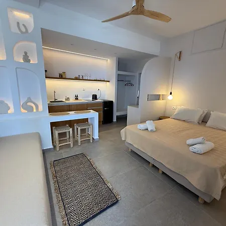 アパート Panorama アナフィ